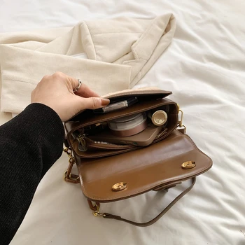 Роскошная сумка подмышками из искусственного меха 2023, зимняя плюшевая сумка для женщин, дизайнерская мини-маленькая седельная сумка через плечо, женская сумочка
